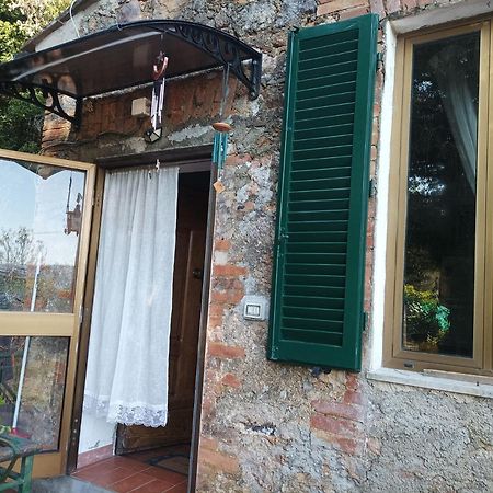 Il Mulino, Piccolo Appartamento, Immerso Nella Val Di Farma. Lama  エクステリア 写真